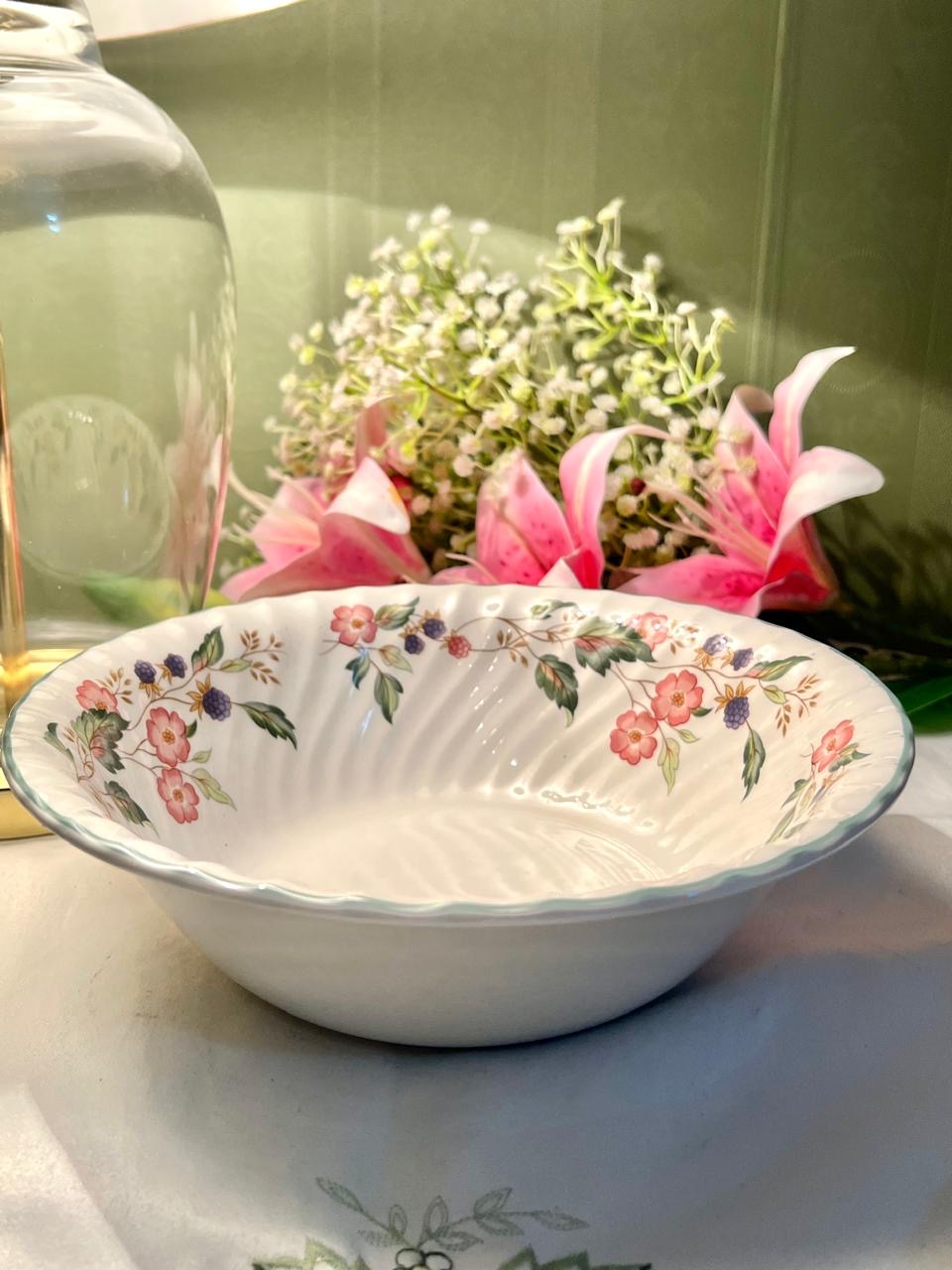 BHS Victorian Rose Floral Serving Bowl 9 in Made in Britain