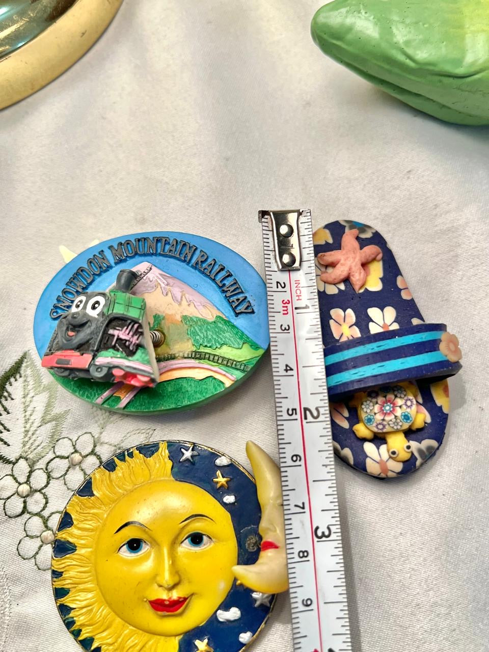 Decorative Souvenir Set – Snowdon Railway, Sun & Moon – 3 Pcs