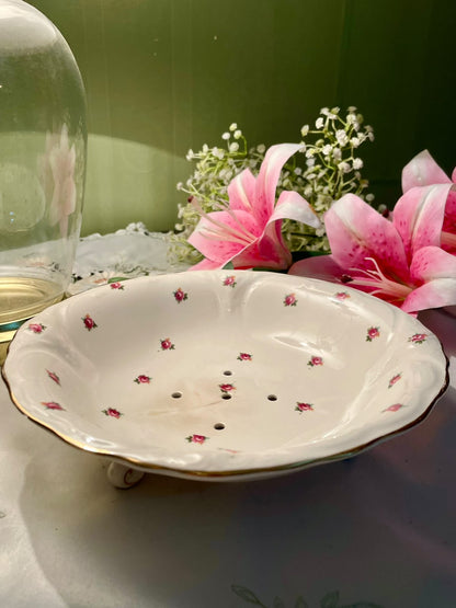 Crown Ducal Ware Rose Pattern Footed Bowl 21 cm