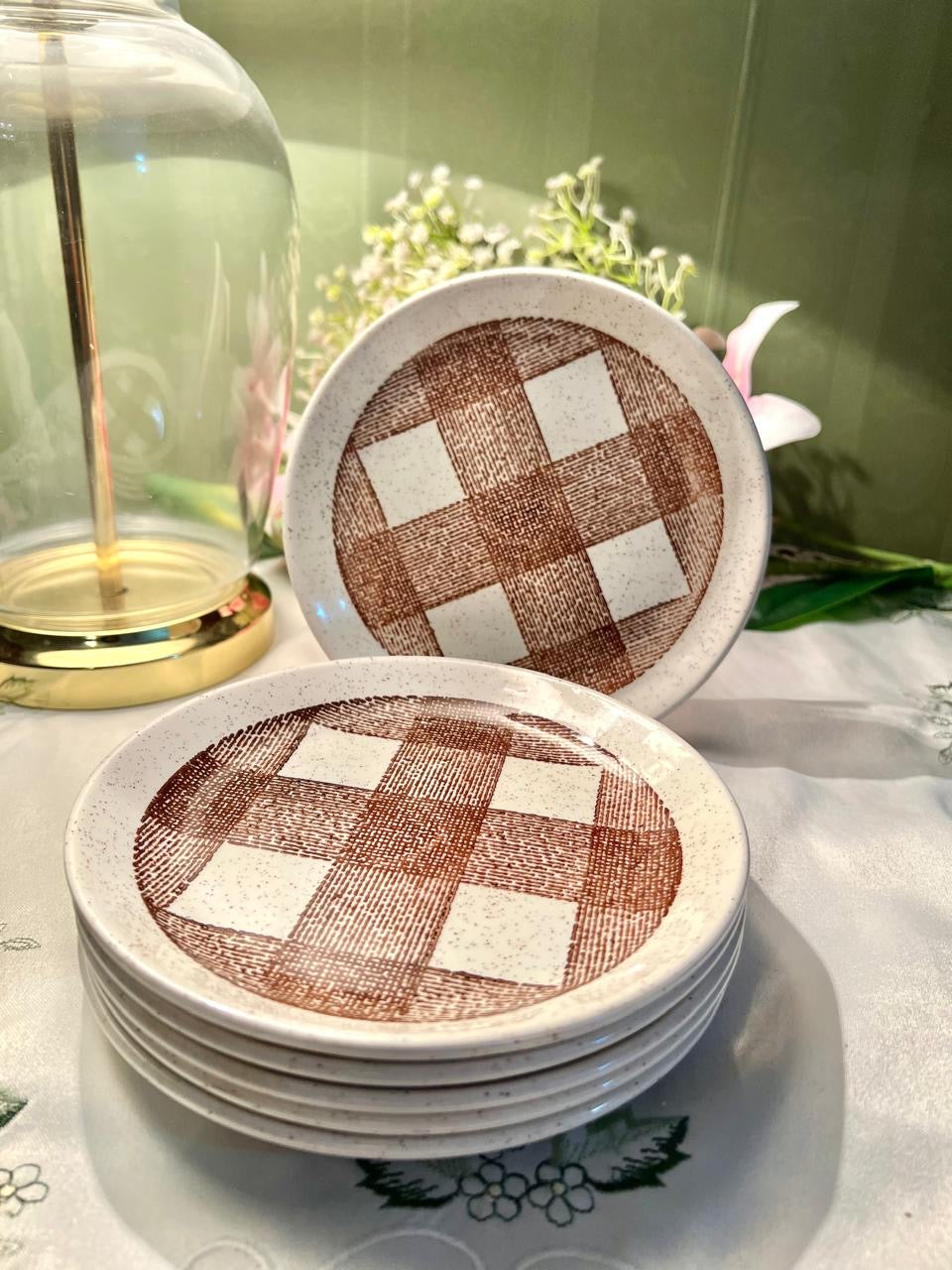 6-Piece Brown Check Ceramic Side Plate Set 6.25 in
