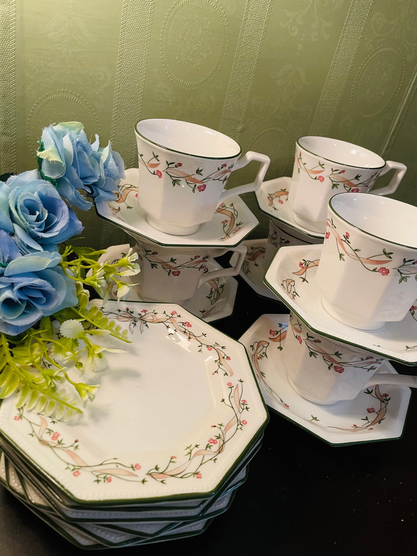 Johnson Bros Eternal Beau Tea Set For Six Persons