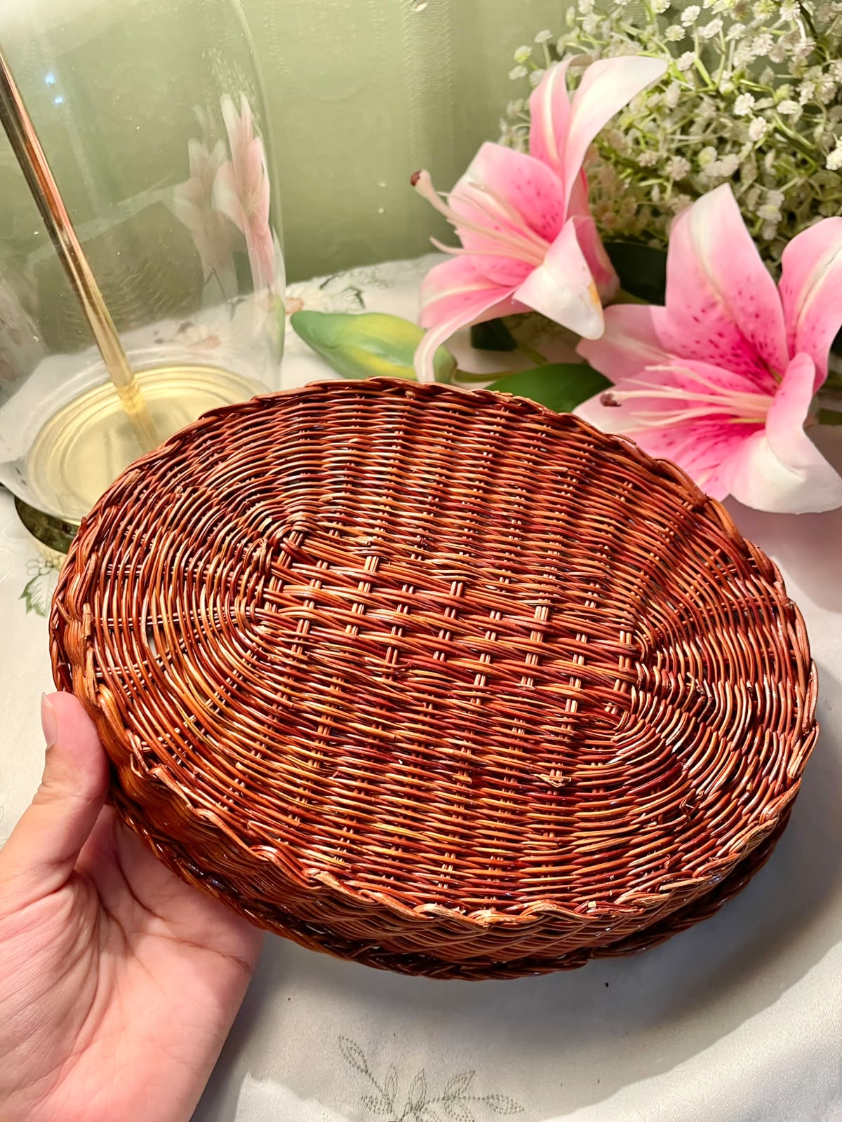 Blue & White Grape Serving Dish with Wicker Basket 23 cm