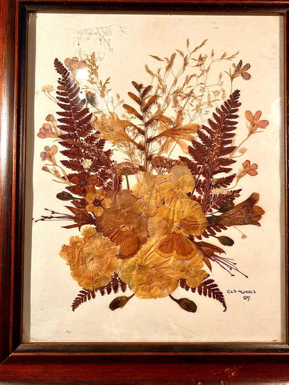 Castle Cottage Crafts Framed Dried Floral Artwork 13 in