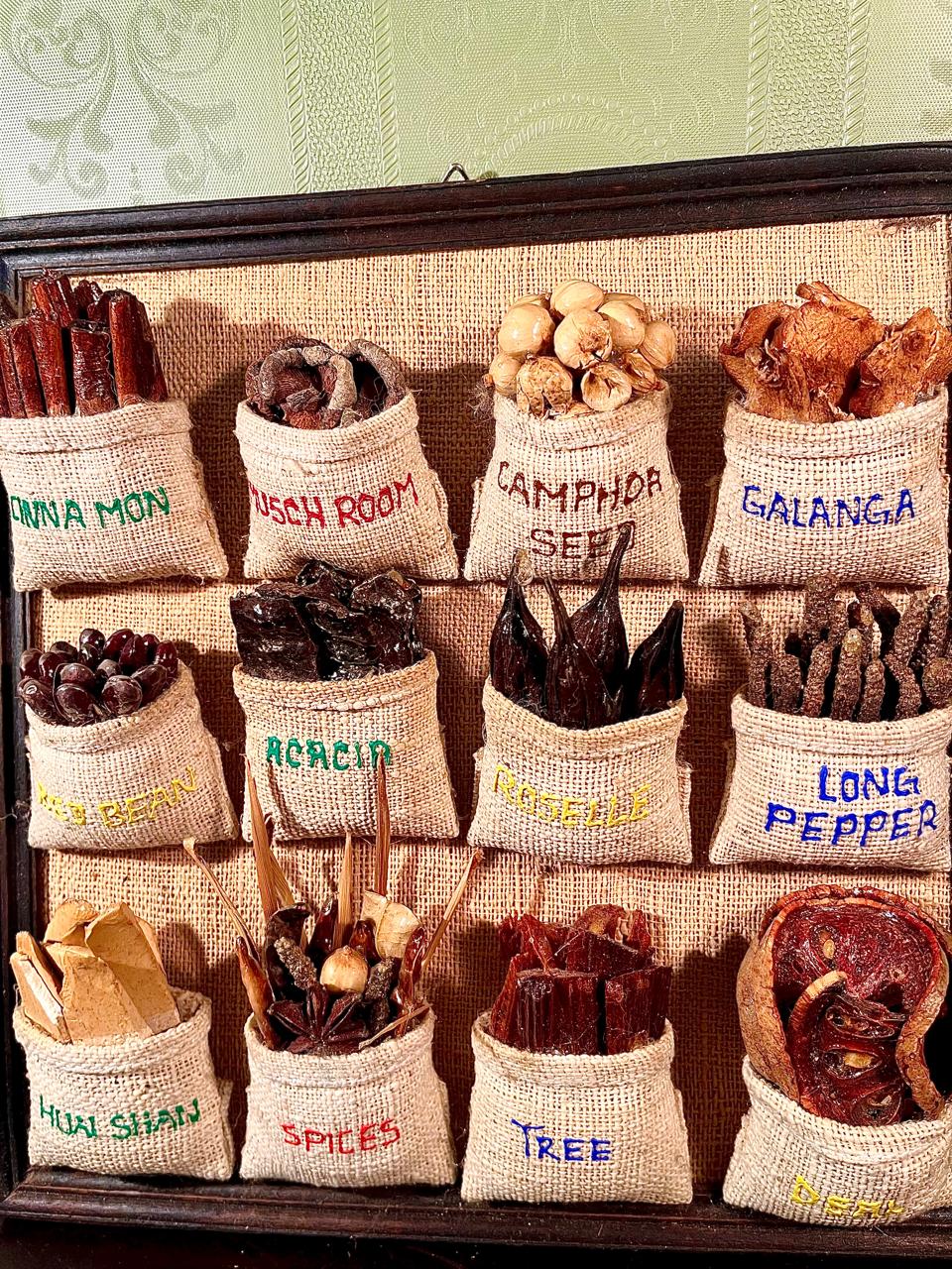 Rustic Spice Herb Wall Art Shadow Box Stoneware 9 in