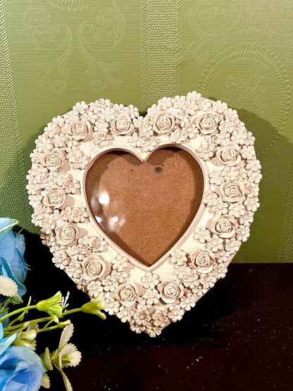 Cream Heart Photo Frame with Raised Roses 6 in