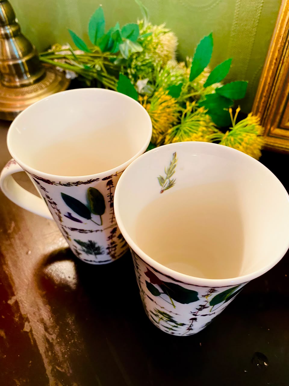 Botanical Herb Ceramic Mugs White 2 Pieces 12cm