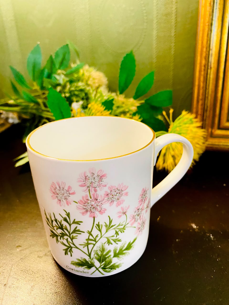 Coriander Floral Ceramic Mug White & Pink 1 Piece 10cm