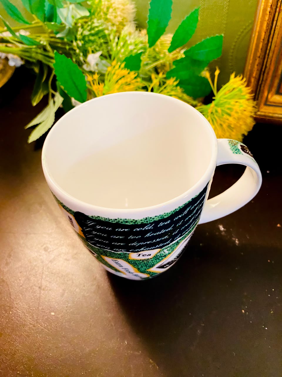Vintage Tea Quote Ceramic Mug White & Green 1 Piece 10cm