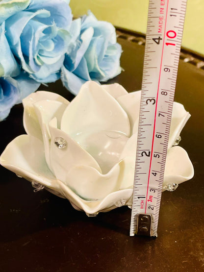 White Flower Ceramic Candle Holder with Crystal Accents 8cm