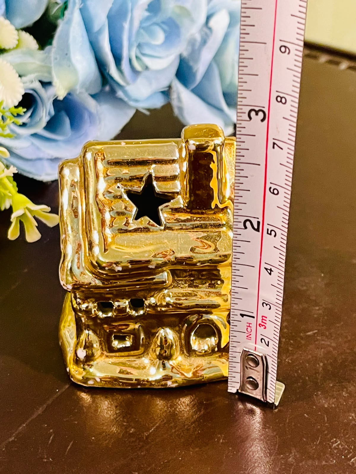 Gold Ceramic Mini House LED Decor with Star Cutout 6cm