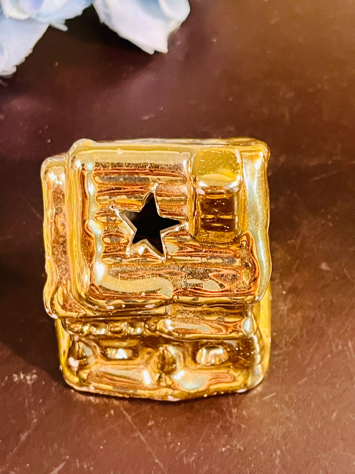Gold Ceramic Mini House LED Decor with Star Cutout 6cm