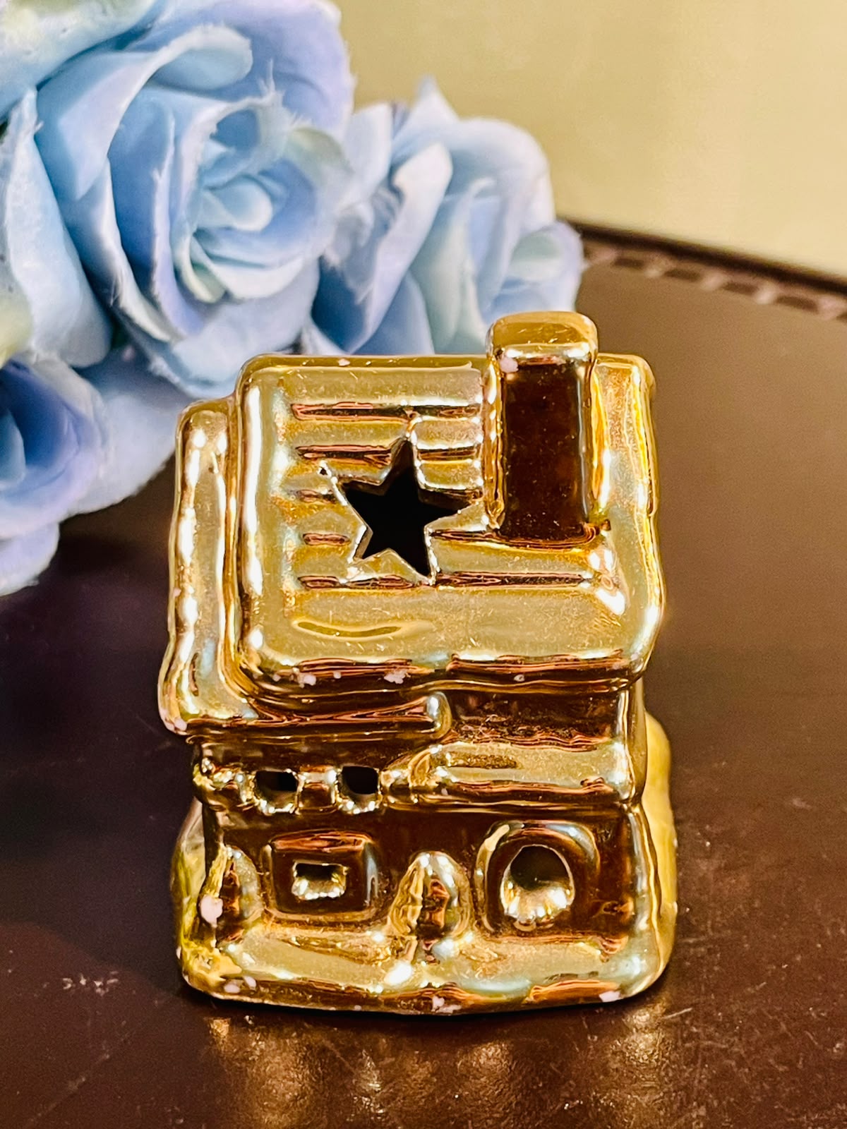 Gold Ceramic Mini House LED Decor with Star Cutout 6cm
