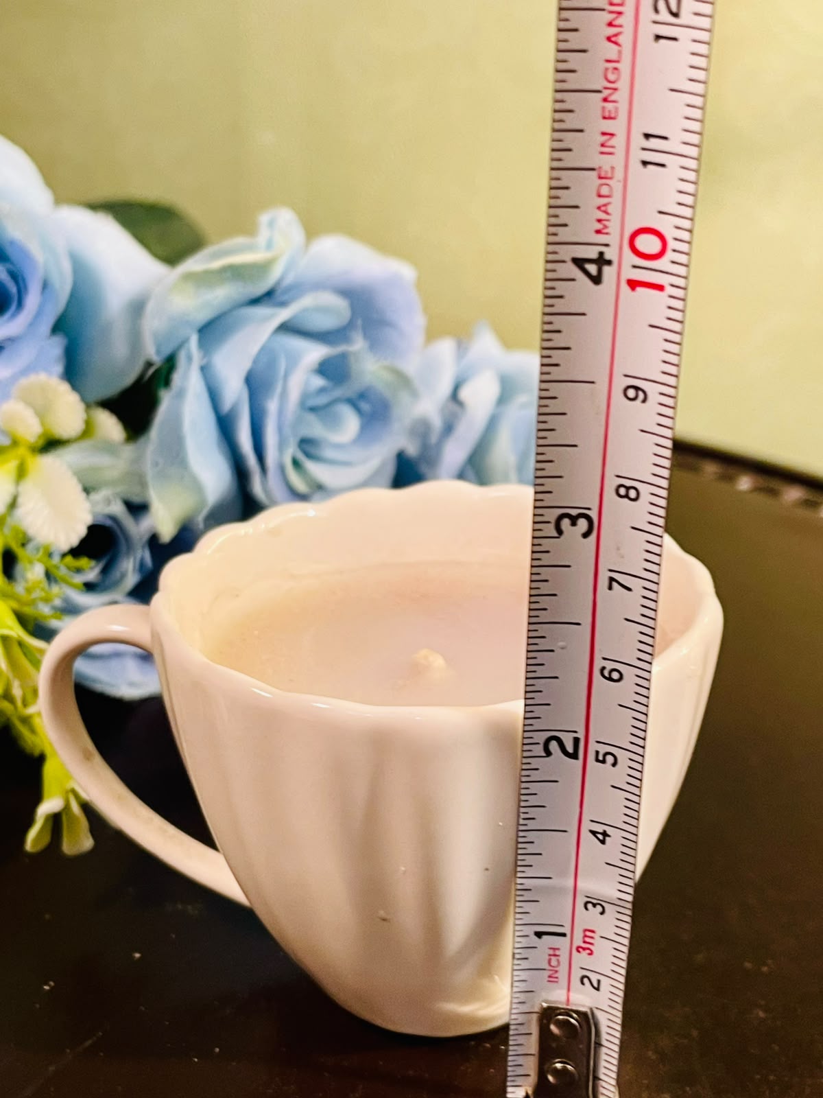 White Ceramic Teacup Candle with Scalloped Rim – Decorative Mini Candle