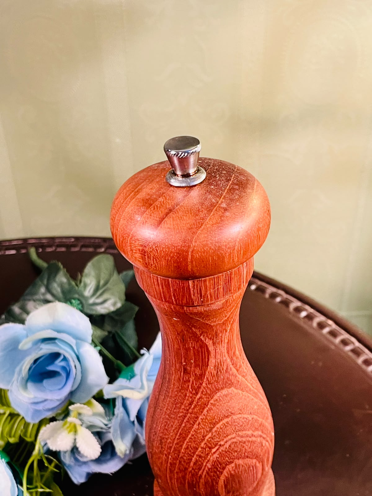Wooden Pepper Mill with Silver-Tone Knob Approx. 21cm