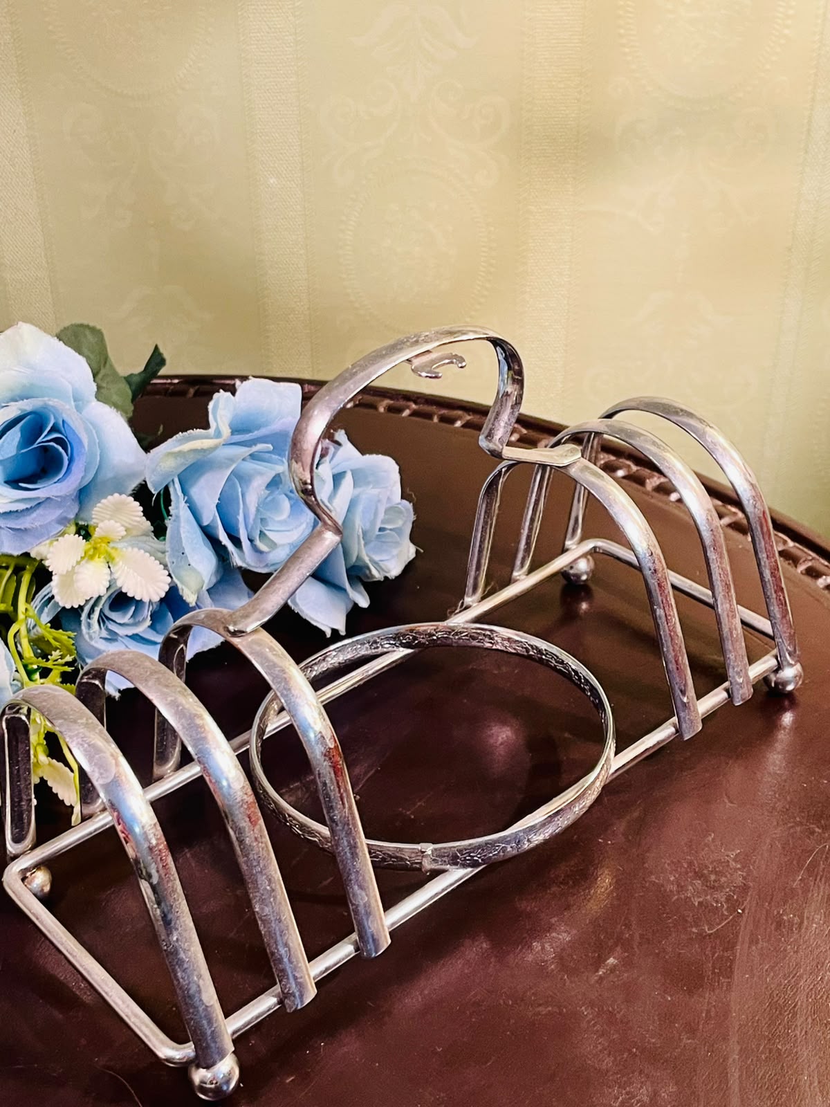 Vintage Silver-Tone Toast Rack with Egg Cup Holder – Approx. 22cm