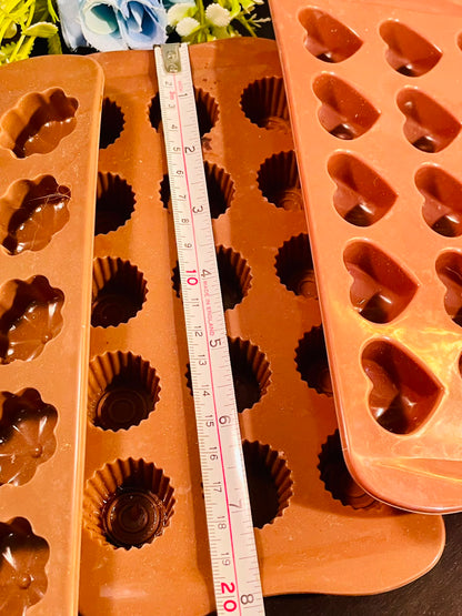 Set of 3 Silicone Chocolate & Mini Baking Moulds – Hearts, Flowers & Cupcakes