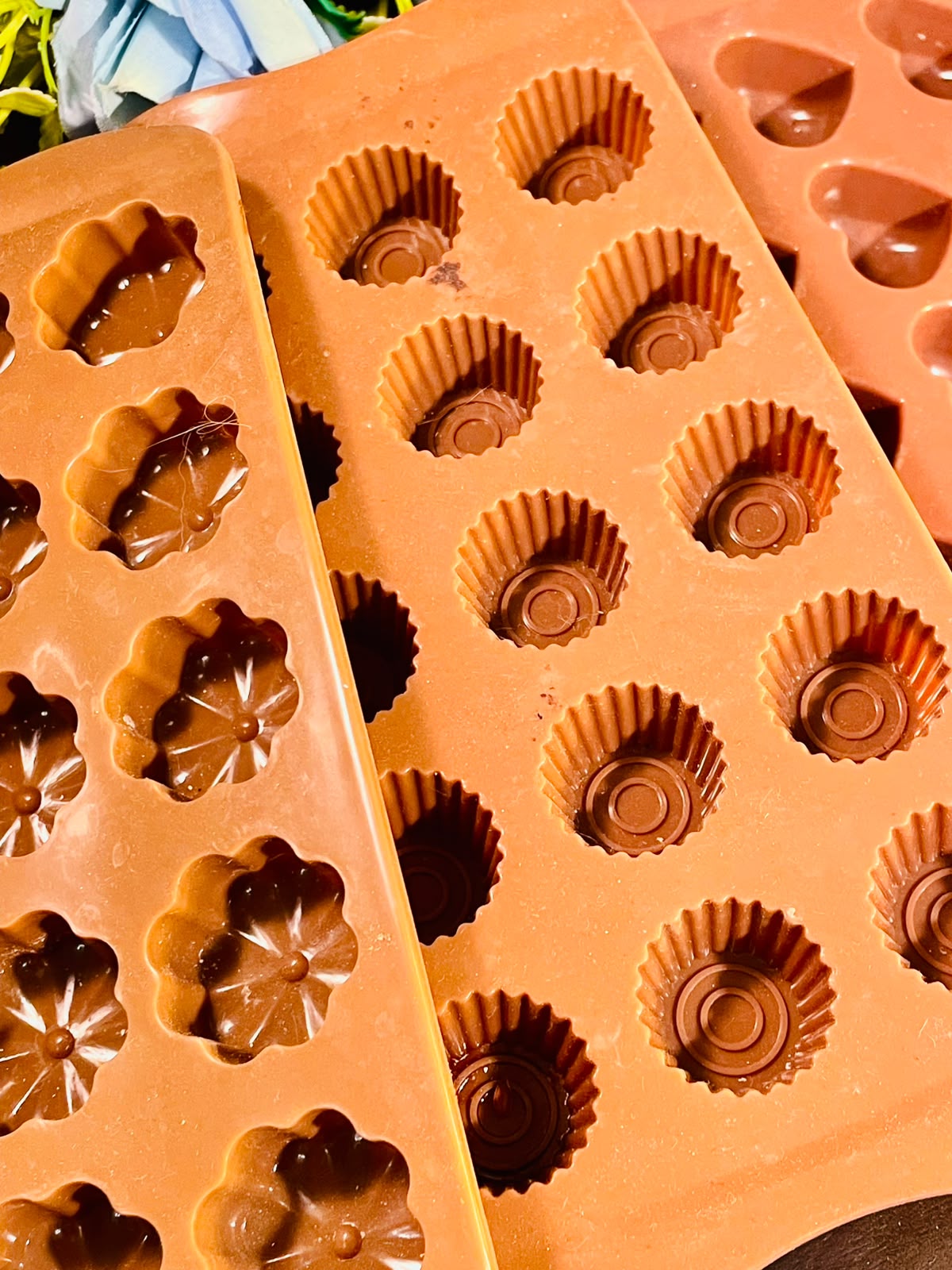 Set of 3 Silicone Chocolate & Mini Baking Moulds – Hearts, Flowers & Cupcakes