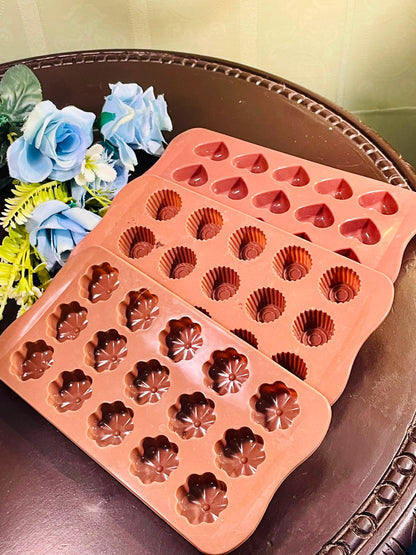 Set of 3 Silicone Chocolate & Mini Baking Moulds – Hearts, Flowers & Cupcakes