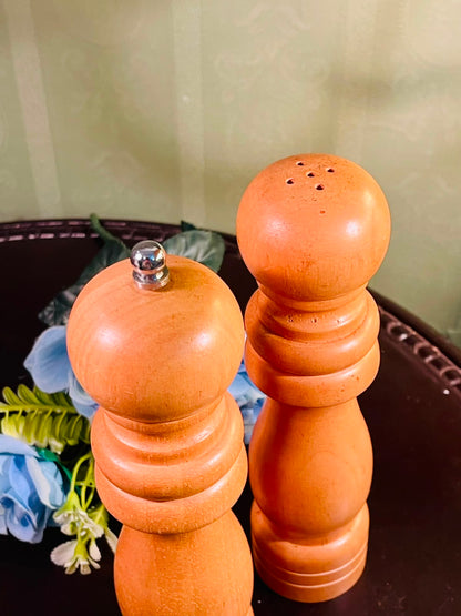 Vintage Wooden Salt & Pepper Mills Set of 2, 9 Inch