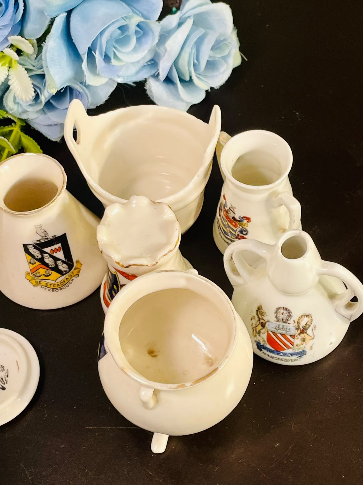 Vintage British Souvenir Miniature Ceramic Vase & Jug Collection – 6 Pieces with Heraldic Crests