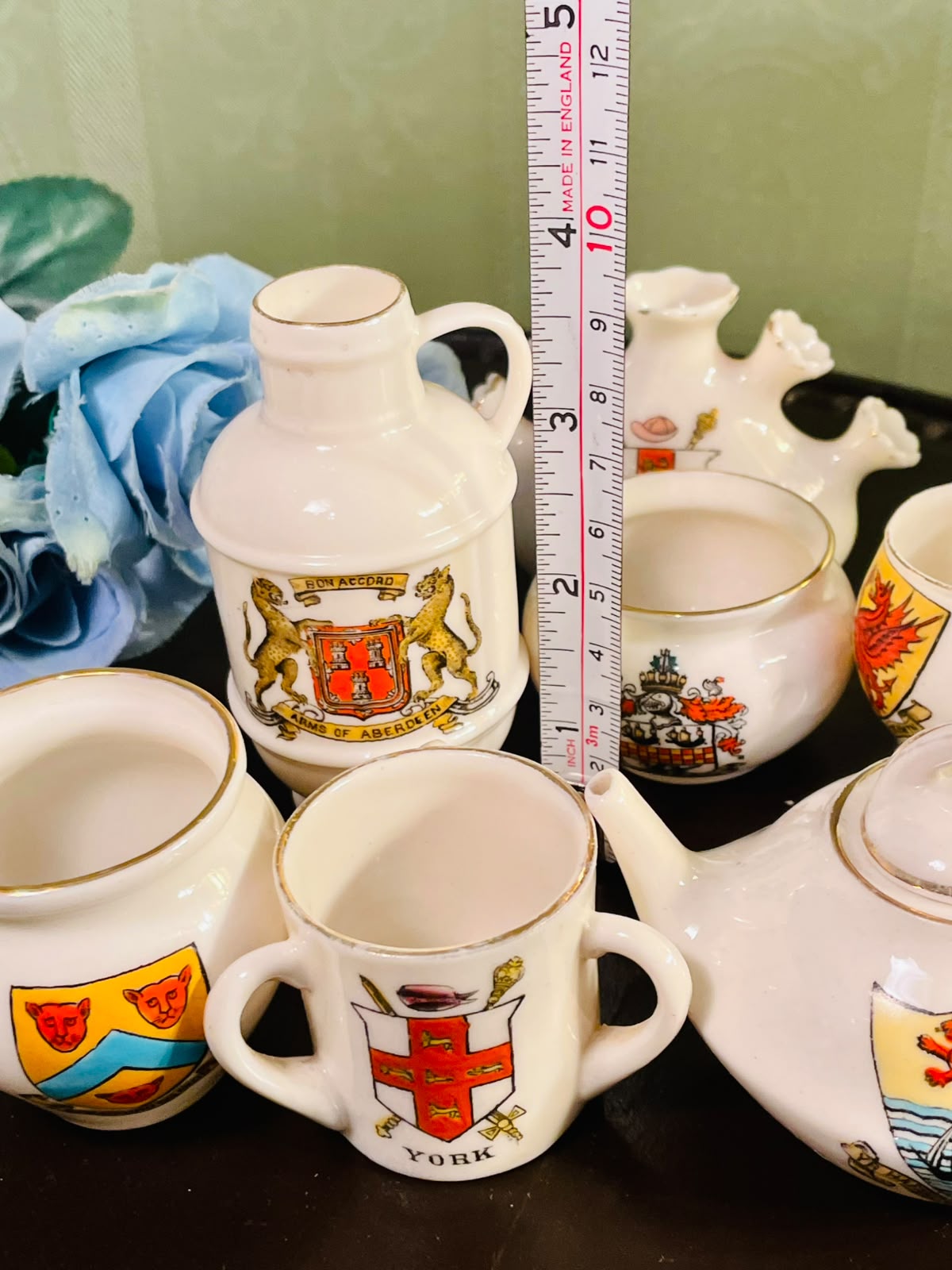 English Crested Ware 7 Piece Decorative Collection