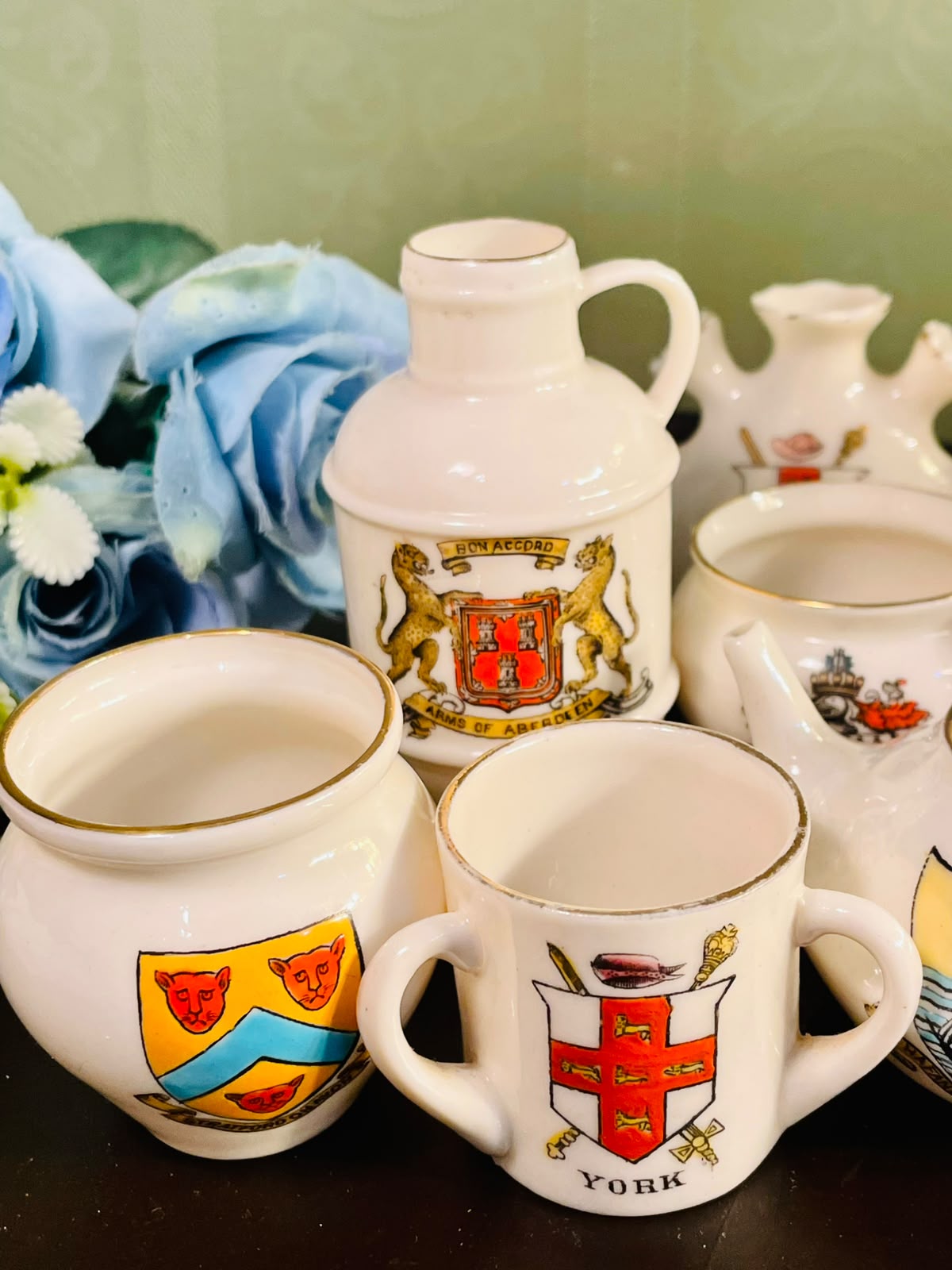 English Crested Ware 7 Piece Decorative Collection