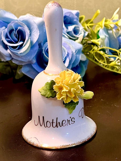 Leonardo Mother’s Day Fine Bone China Floral Bell 10 cm