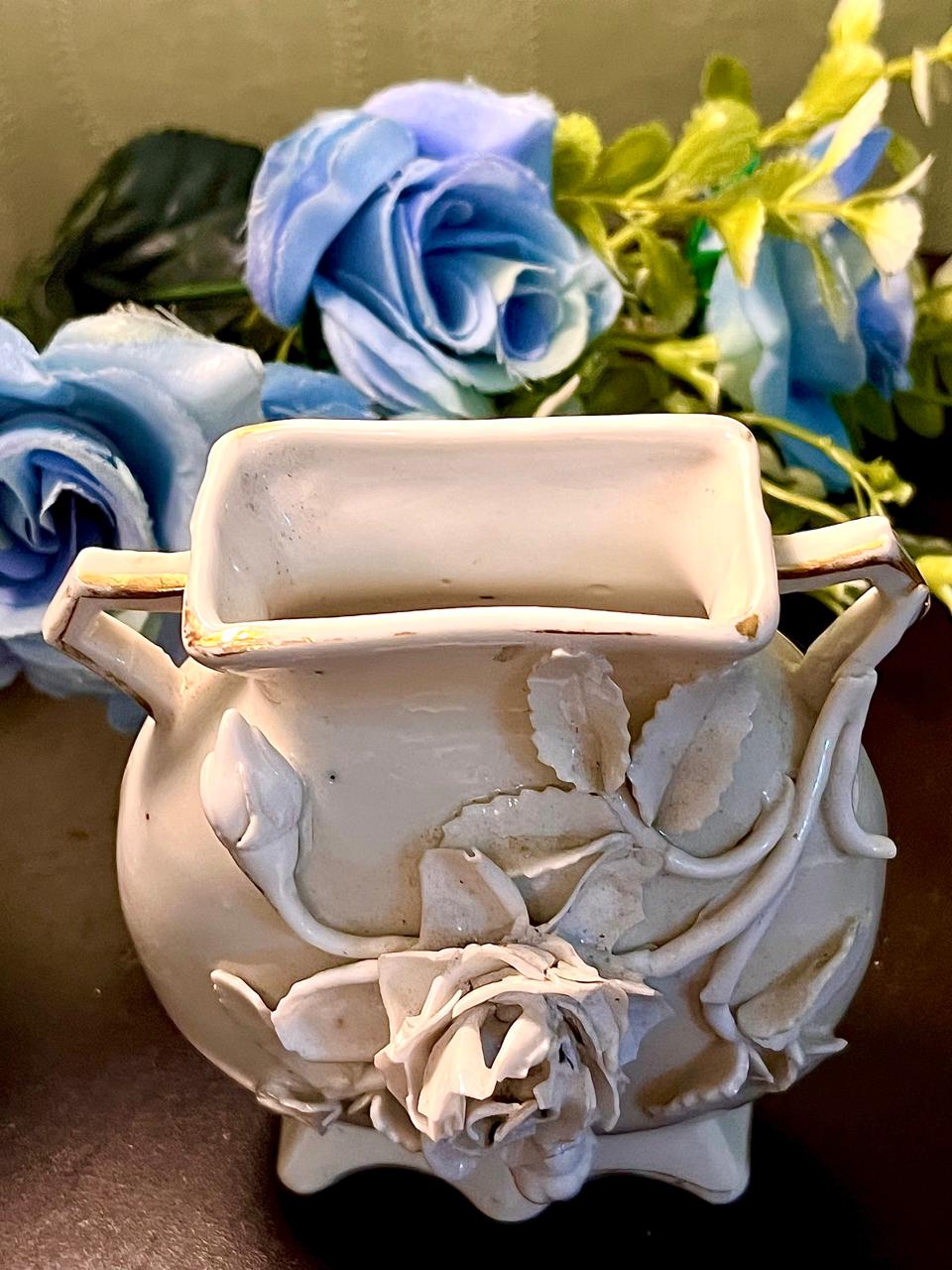 White Floral Ceramic Planter with Applied Rose 10 cm