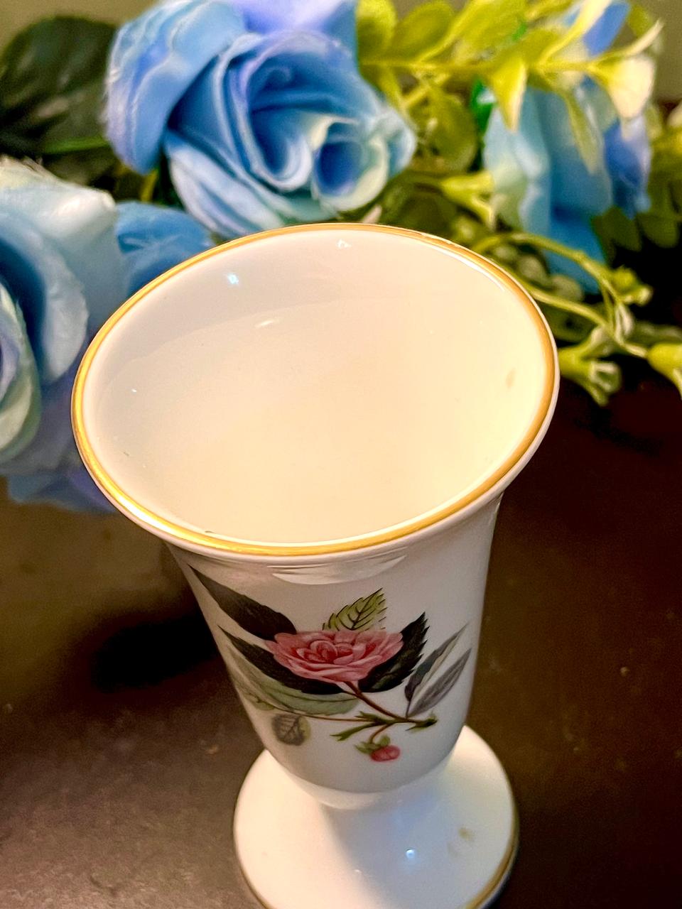 Wedgwood Pink Rose Footed Vase Made in England 10 cm