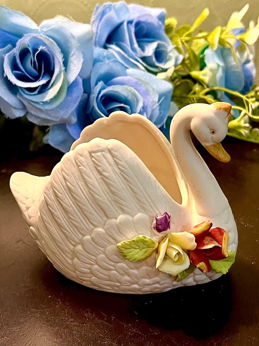 Vintage Swan Ceramic Planter with Floral Accent 9 cm