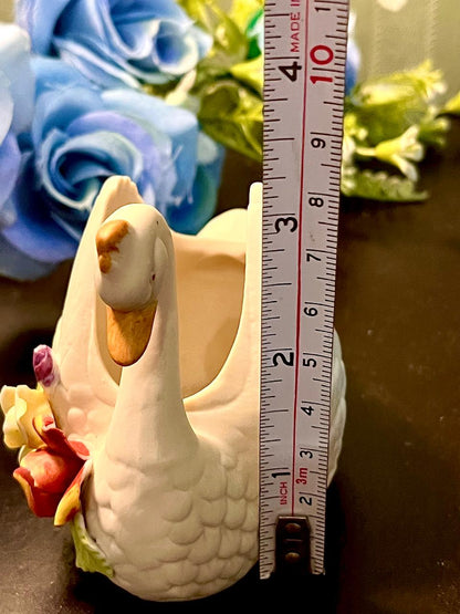 Vintage Swan Ceramic Planter with Floral Accent 9 cm