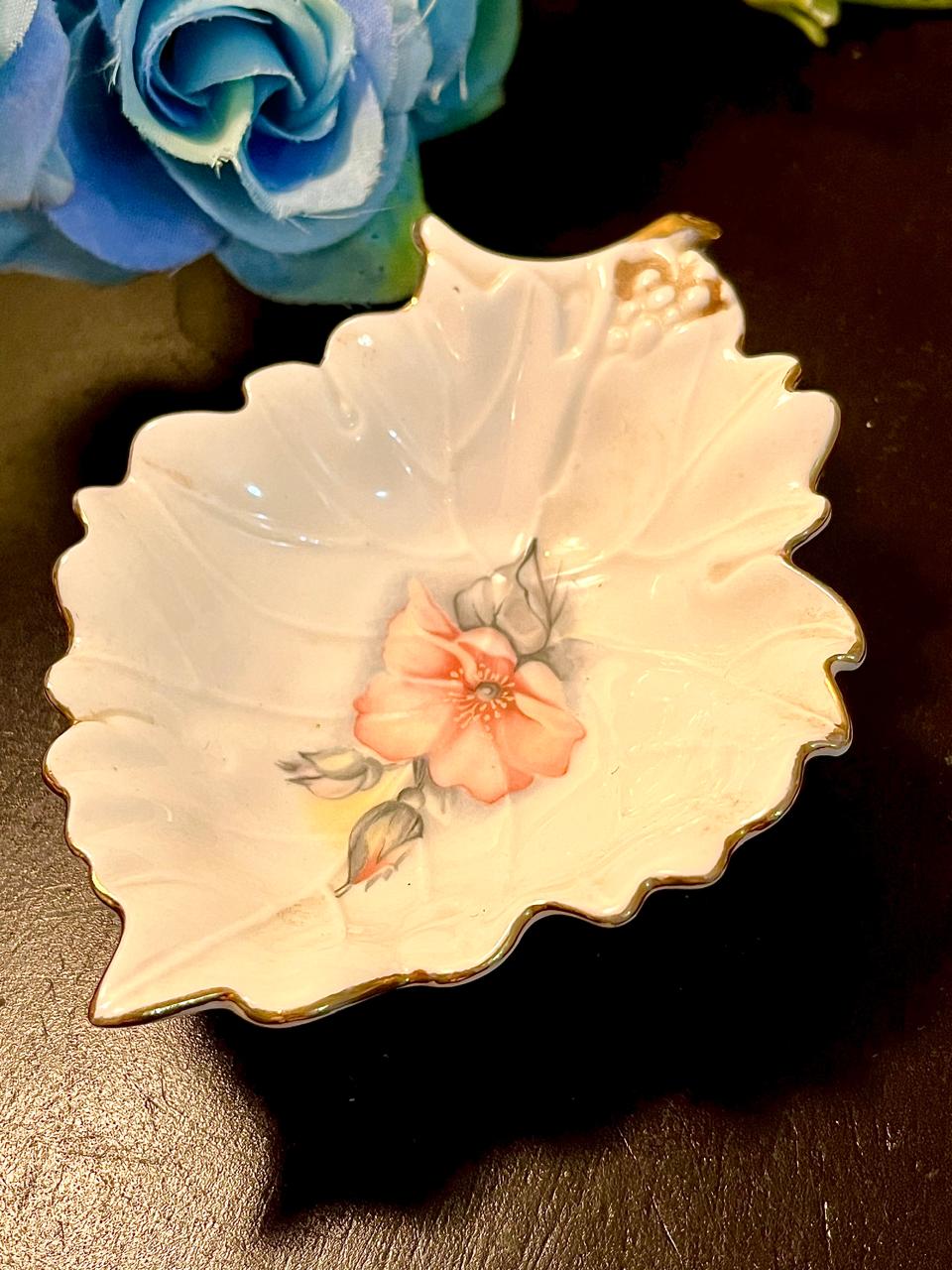 Leonardo Wild Rose Fine Bone China Leaf Dish 4 Inch