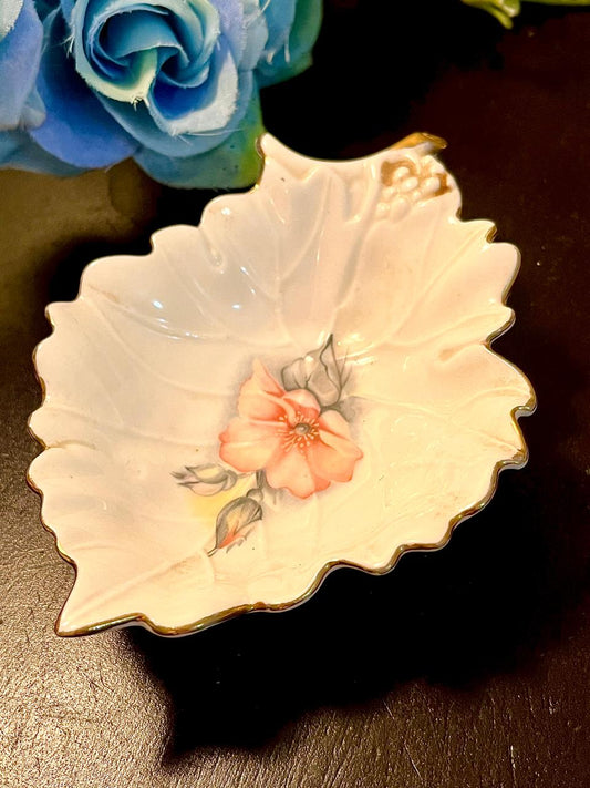 Leonardo Wild Rose Fine Bone China Leaf Dish 4 Inch
