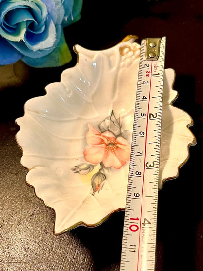 Leonardo Wild Rose Fine Bone China Leaf Dish 4 Inch
