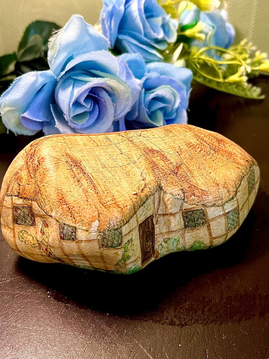 Painted Country Cottage Decorative Figurine 4 Inch