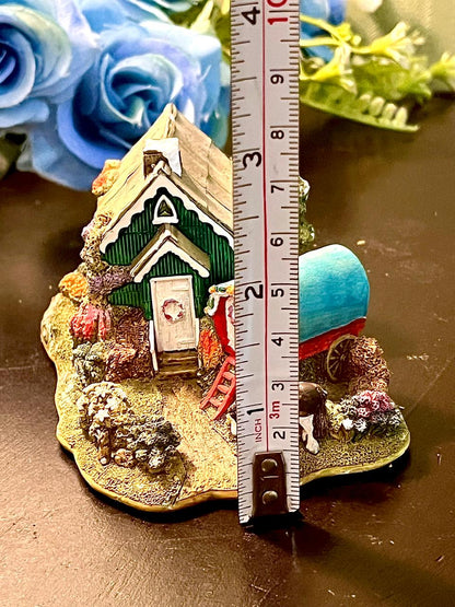 Green Cottage Caravan and Pony Miniature Figurine 4 Inch