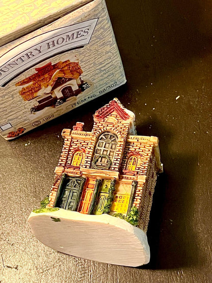 Country Homes Snowy Townhouse Miniature Decor 3 Inch