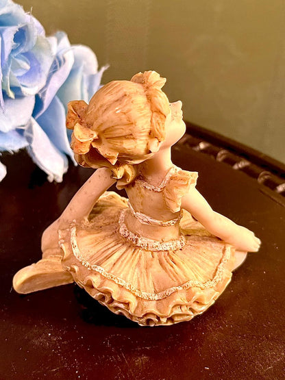 Seated Ballerina Figurine in Cream Tutu 4 Inch
