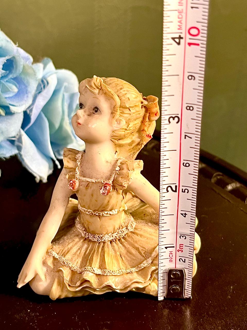 Seated Ballerina Figurine in Cream Tutu 4 Inch