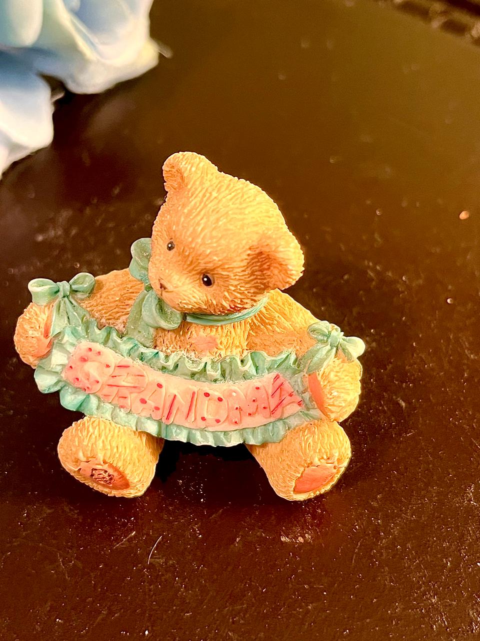 Teddy Bear Grandma Banner Figurine, Approx. 1.5 Inches