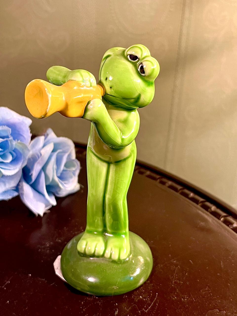 Green Frog Musician Figurine with Yellow Trumpet, 5 Inches