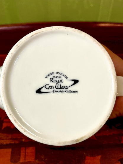 Royal Gen Ware White Porcelain Teapot with Lid, 10cm