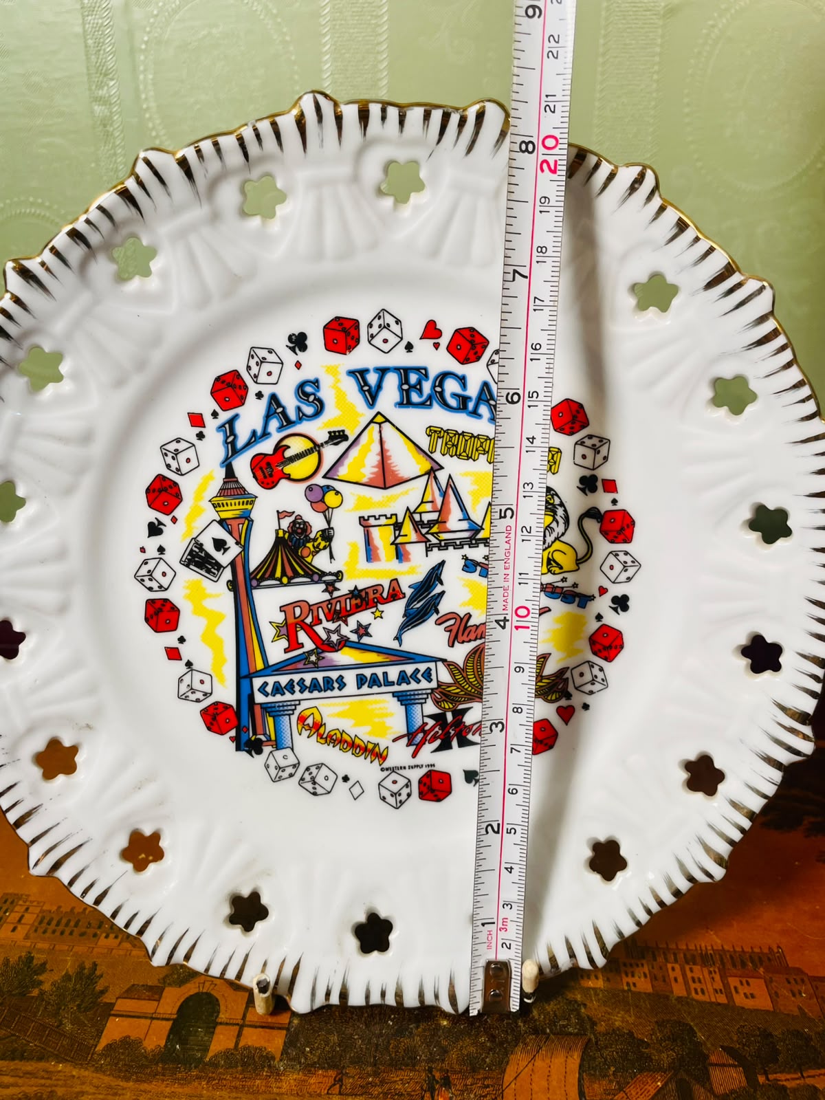 Las Vegas Casino Decorative Wall Plate Pierced Rim 8 in