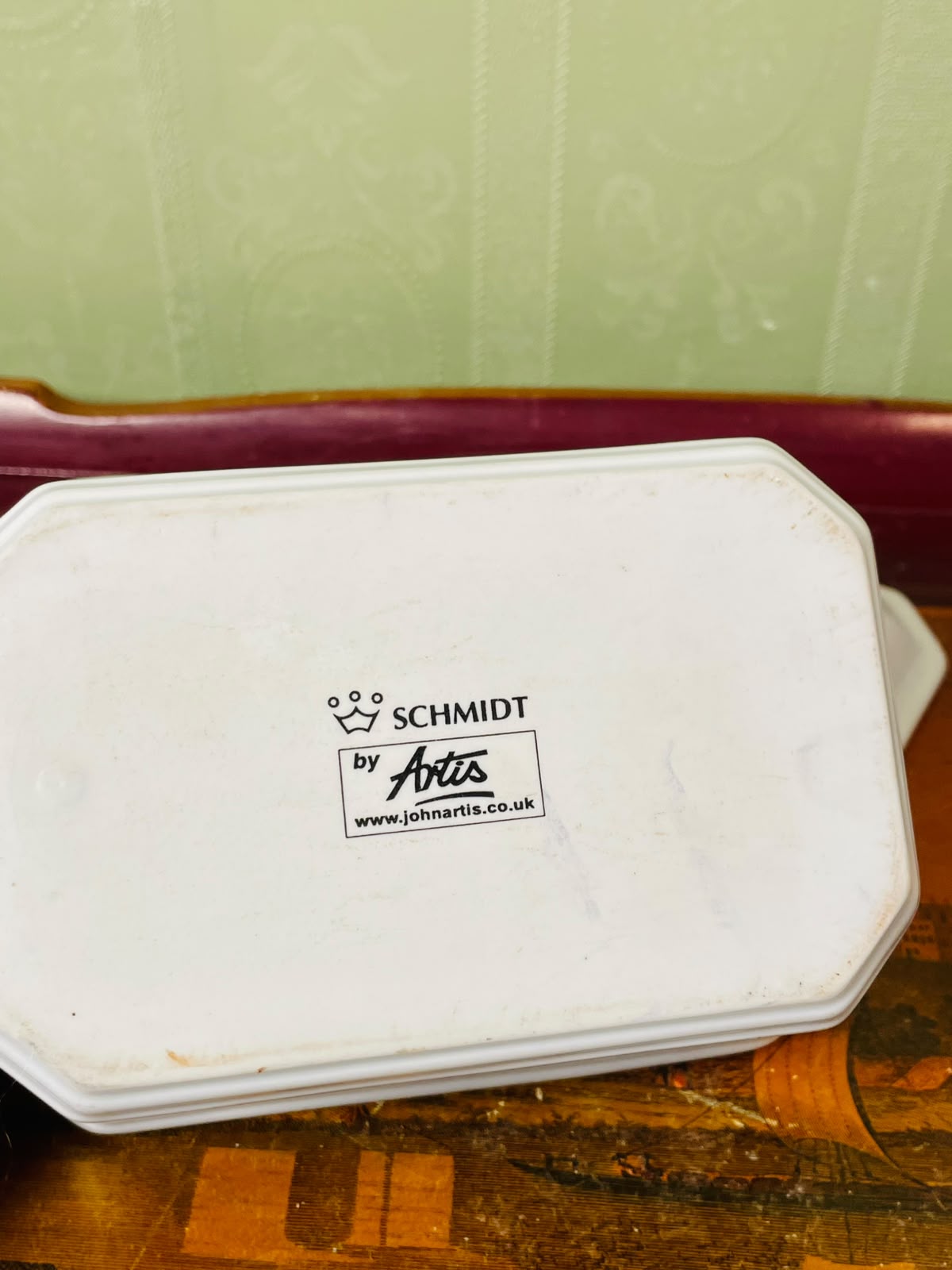 Schmidt by Artis White Oven-Safe Covered Dish 18cm
