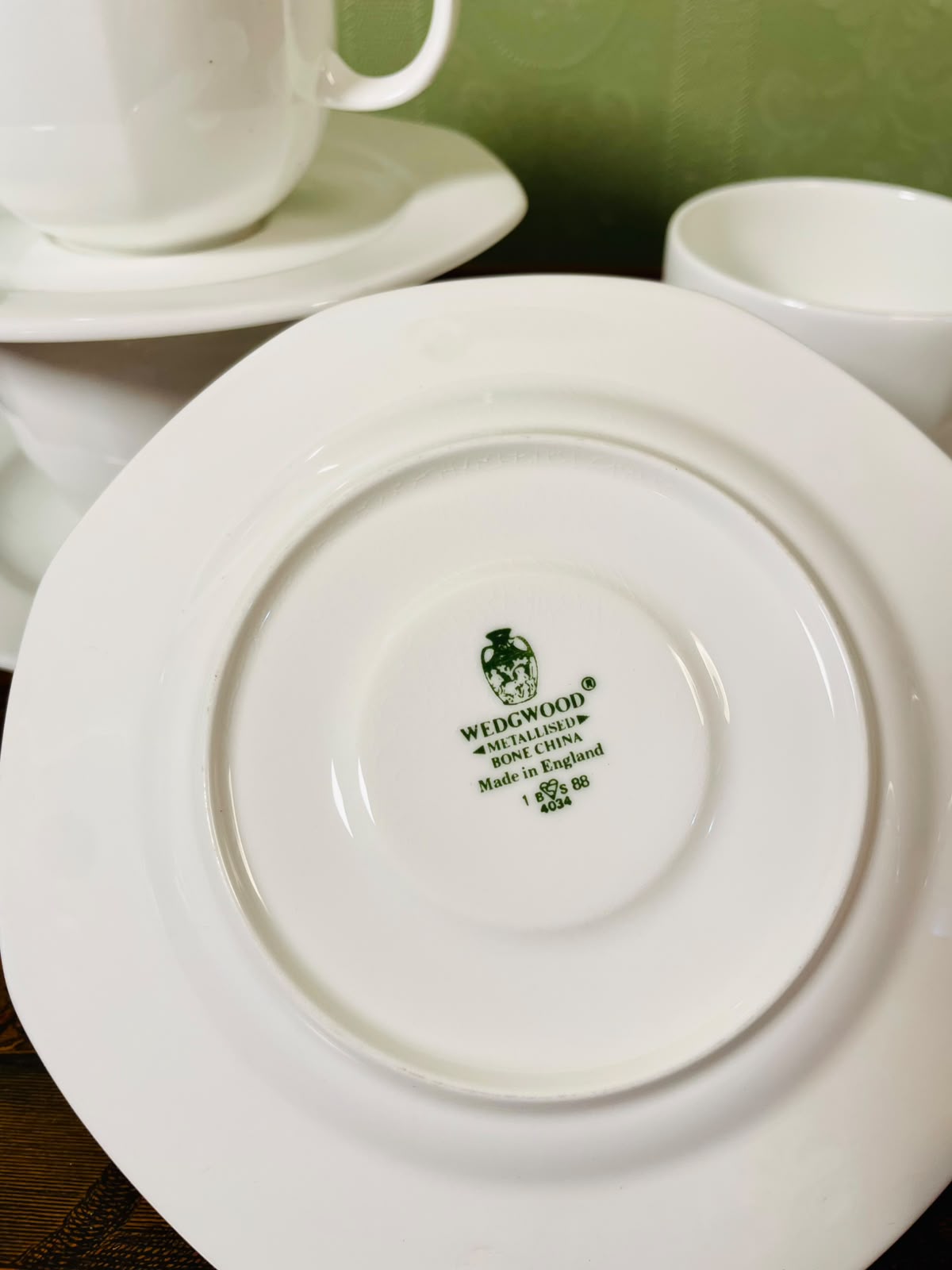 Wedgwood White Bone China Cup & Saucer Set 8-Piece