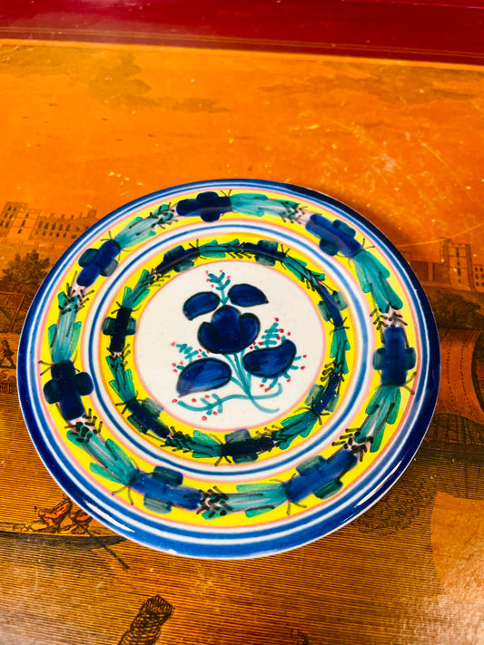 Hand-Painted Italian Ceramic Wall Plate with Blue Fruit Motif – 12cm Decorative Plate