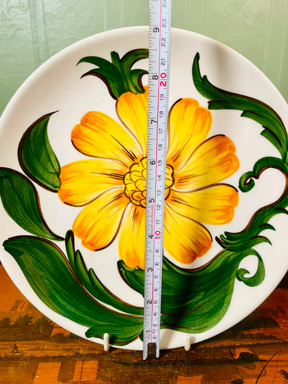 Large Hand-Painted Ceramic Plate with Yellow Floral Design – 23cm Decorative Wall Plate