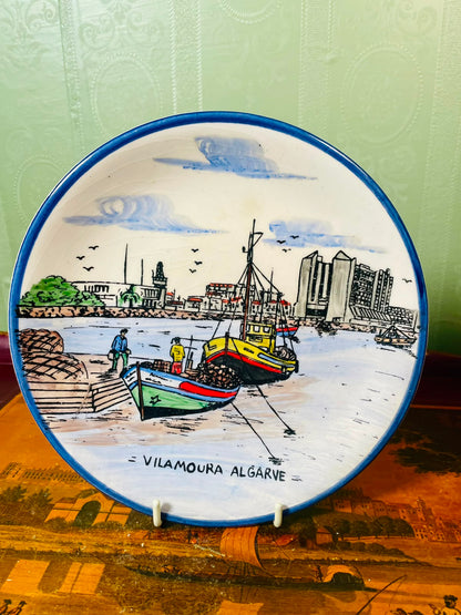 Vintage Vilamoura Algarve Hand-Painted Ceramic Souvenir Plate – Portuguese Harbour Scene, 20 cm