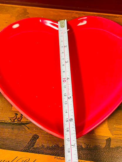 FLORA Heart-Shaped Ceramic Serving Plate – Red Valentine's Platter, 18 cm