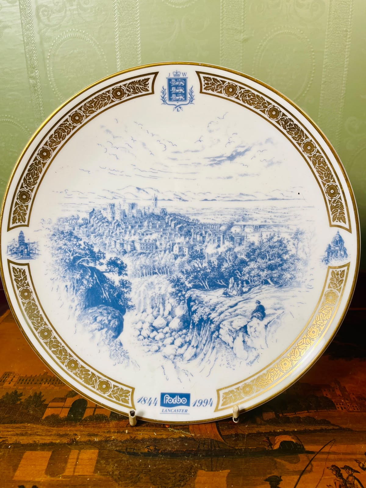 Forbo Lancaster Anniversary Porcelain Wall Plate 21cm